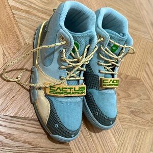 AUTHENTIC MEN CACTUS JACK TRAVIS SCOTT SNEAKERS SIZE 9